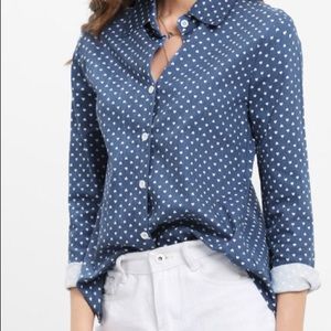 Nancy top / Polka dot slit back blouse 💙